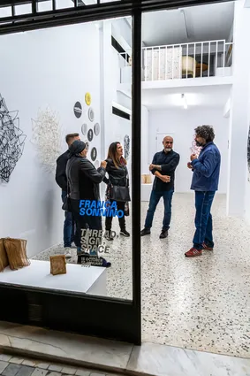 Opening Franca Sonnino Thread Sign Space